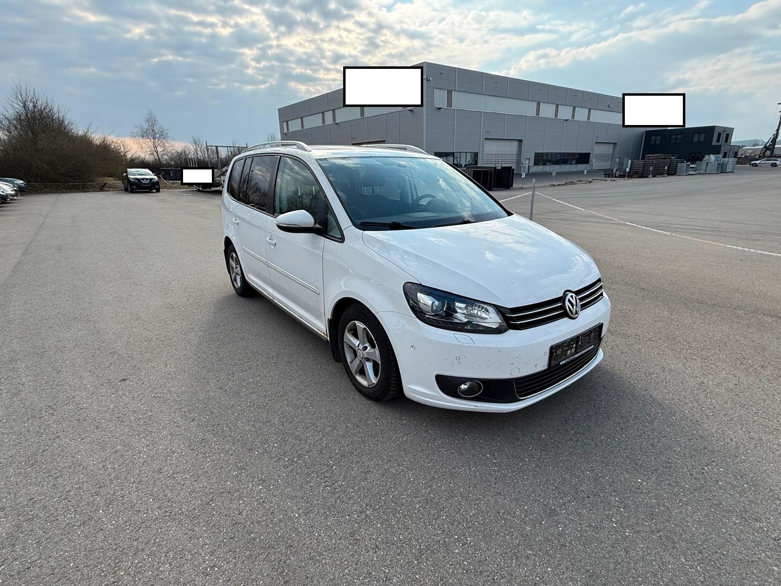 Volkswagen Touran Highline / 1.Hand / EURO 5