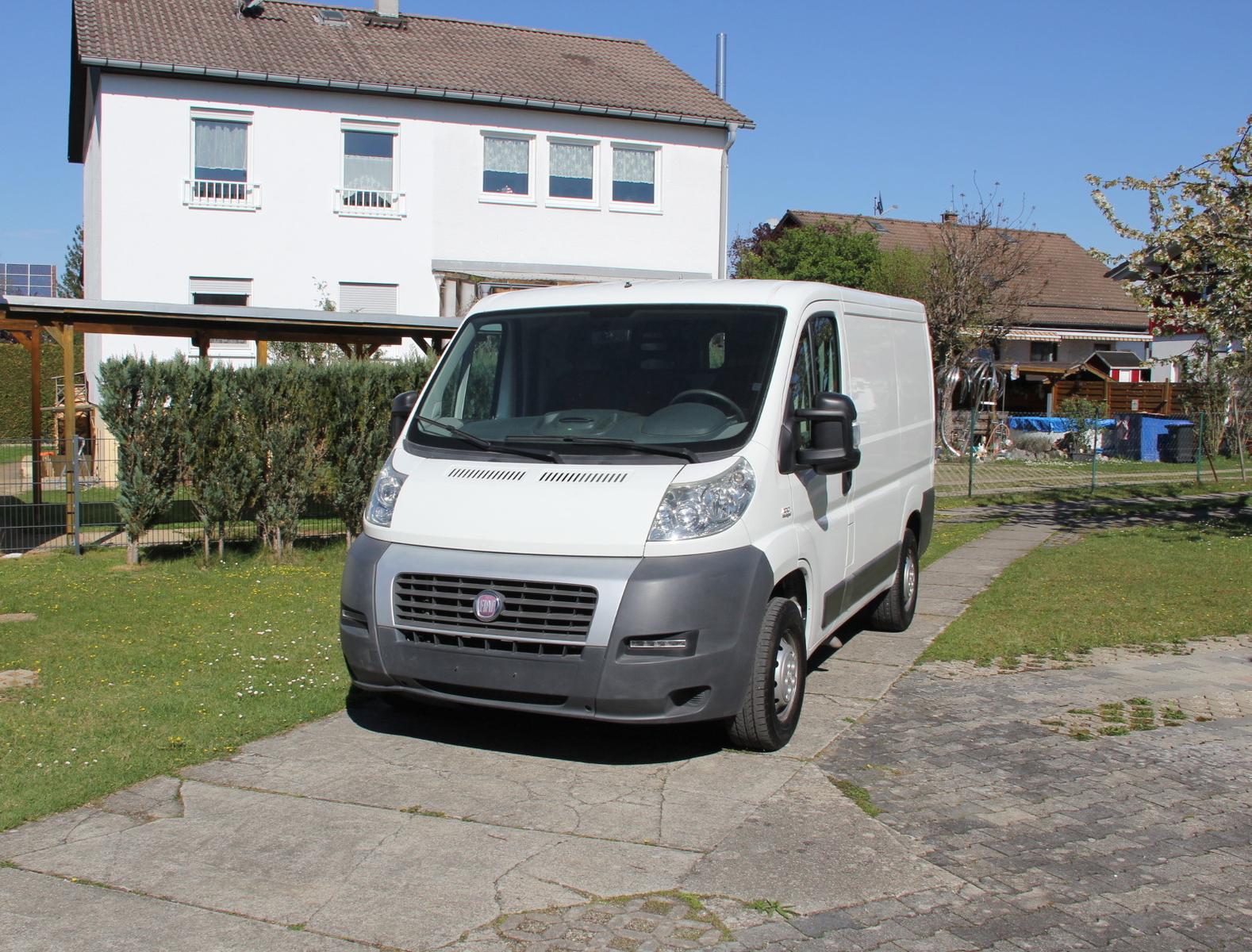 Fiat Ducato Kasten 28 100 Neue Bremsen hinten AHK