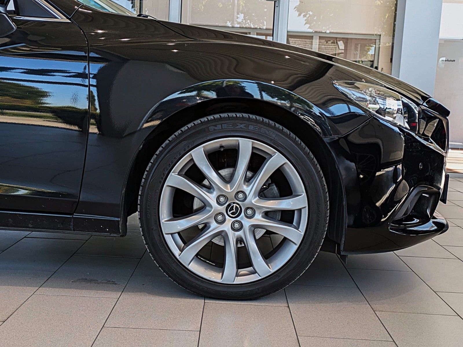 Fahrzeugabbildung Mazda 6 Kombi Center-Line KLIMAAUT SITZHEIZG NAVI 19''