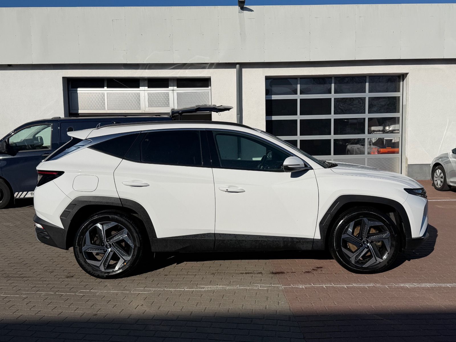 Fahrzeugabbildung Hyundai TUCSON 1.6 T-GDI PHEV *Navi*ACC*LED*RFKamera*