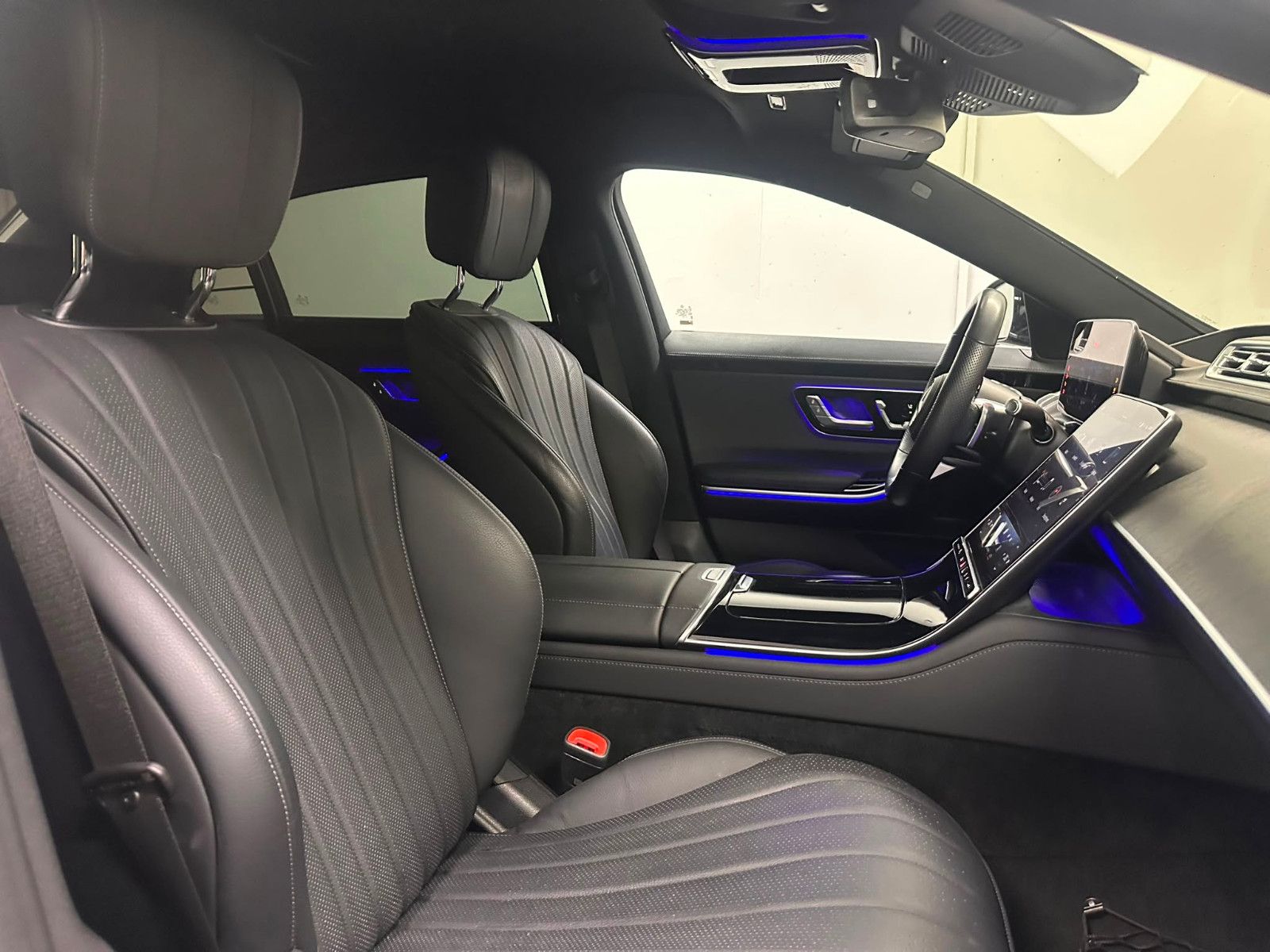 Fahrzeugabbildung Mercedes-Benz S 500 4MATIC L *AMG-LINE*DISTRO*TV*2xKLIMA*KEYGO