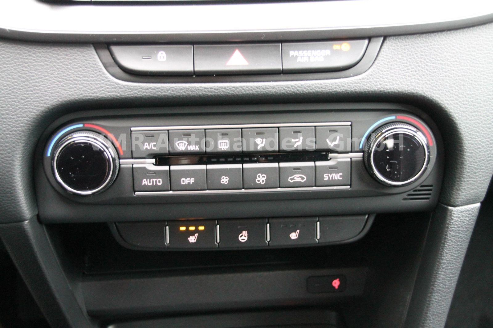 Kia cee'd Sportswagon 1.5 T-GDi  TOP *Navi*Kamera*