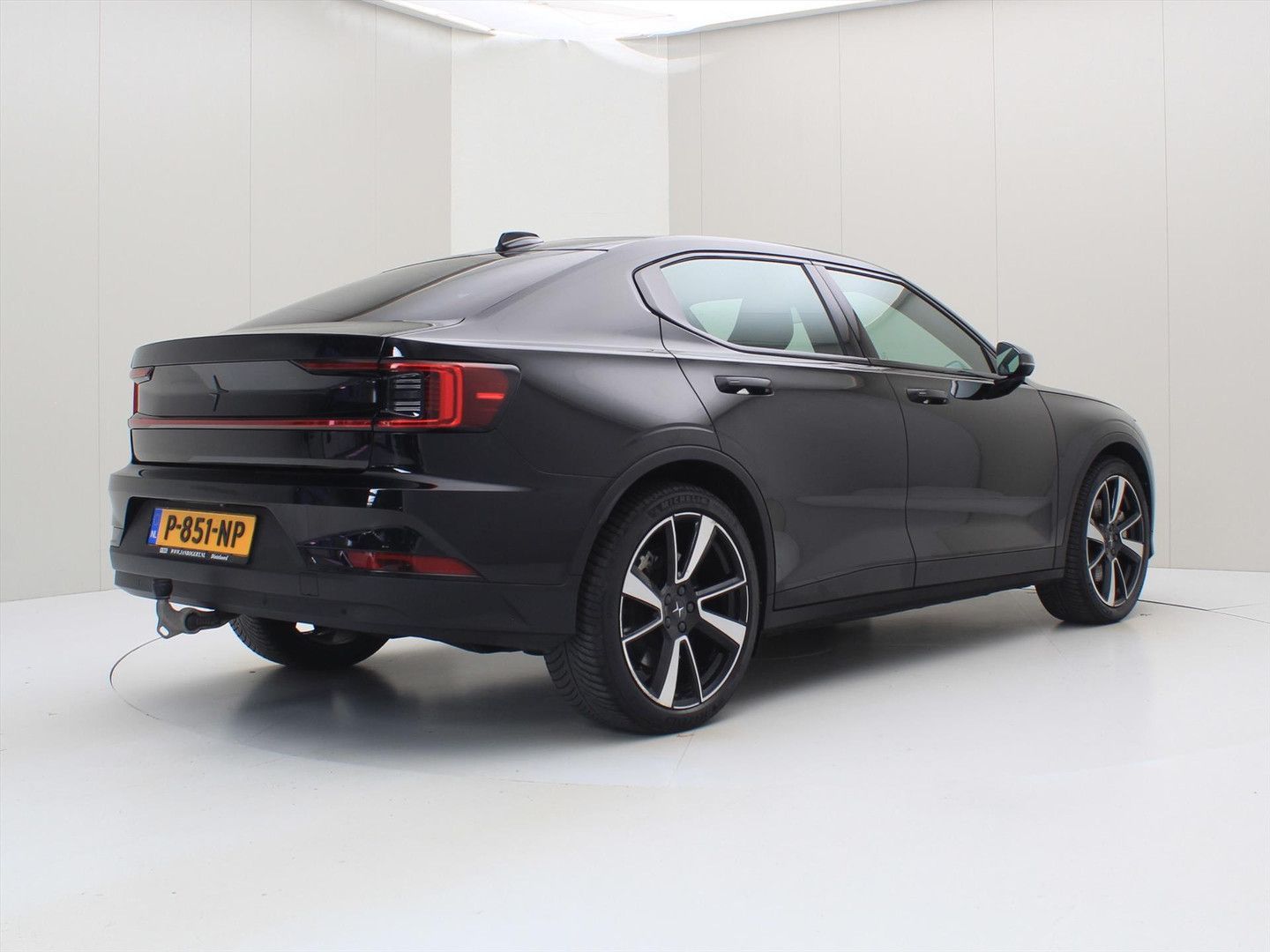 Polestar 2 Long Range Dual motor 408pk 78kWh 90,1% SoH [ imagem 3