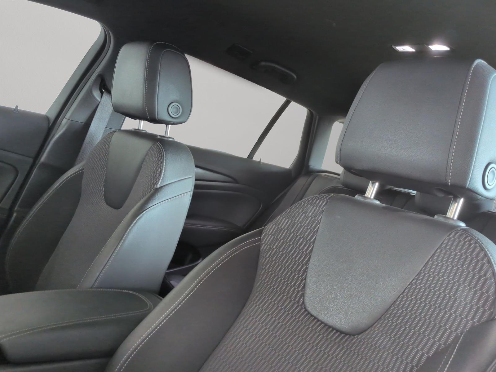 Opel Insignia ST Elegance 2.0 CDTI+NaviPro+Park&Go