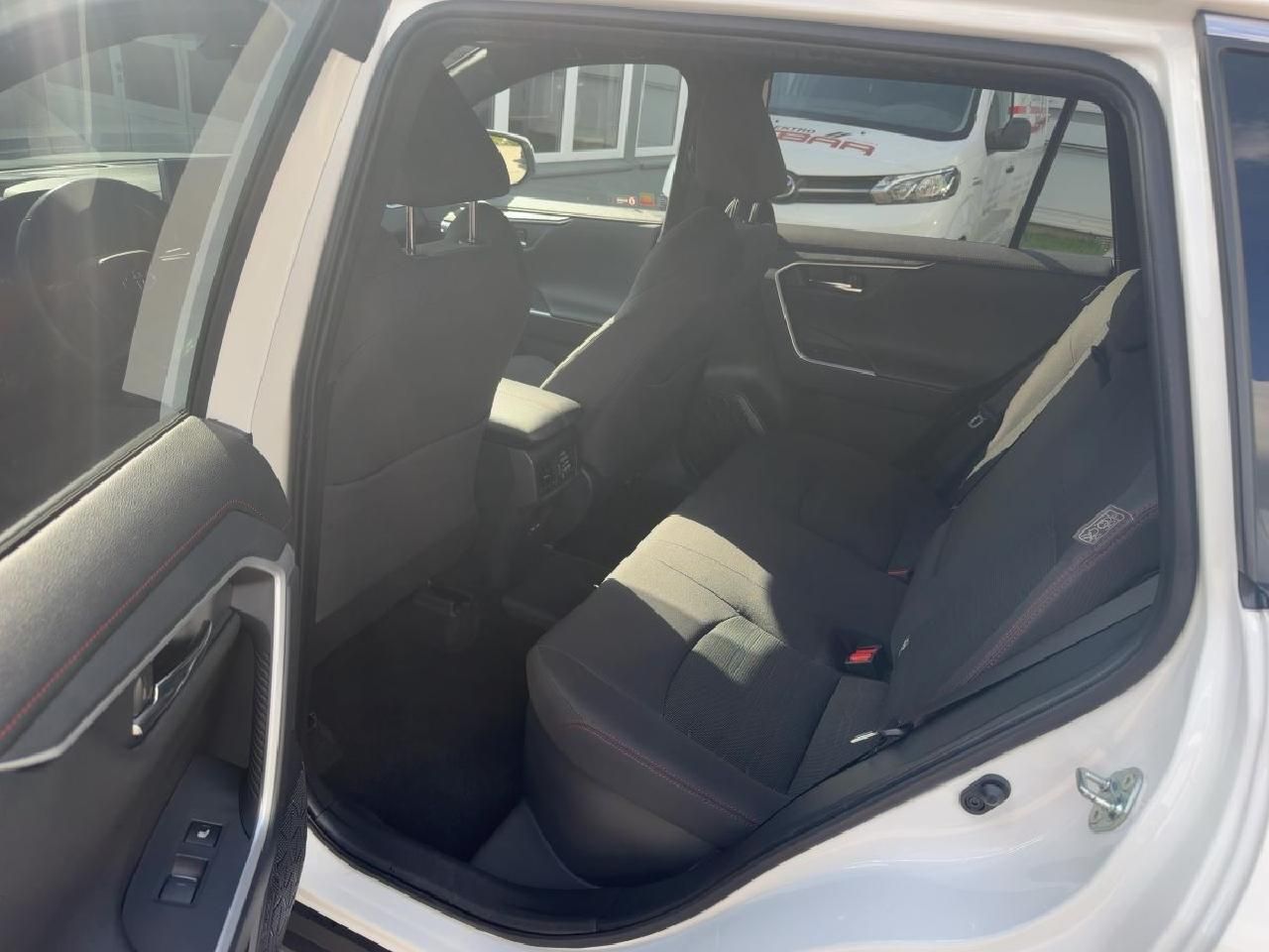 Fahrzeugabbildung Toyota RAV4 2,5 Plug-in Hybrid 4x4*