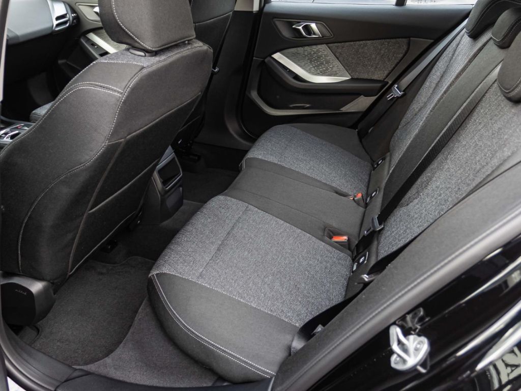 BMW 116 - Bild 12