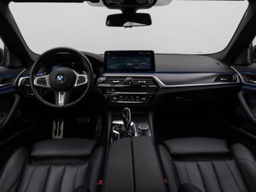 Fahrzeugabbildung BMW 540d xDr Tour M Sport Pano HUD AHK ACC 360°