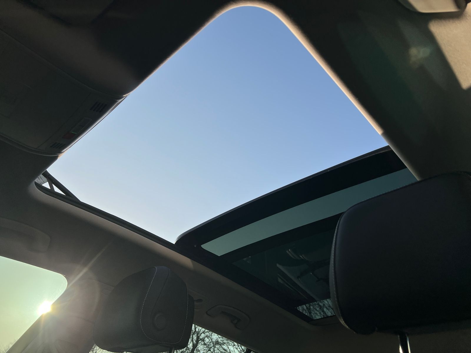 Fahrzeugabbildung Volkswagen Passat Variant Elegance 2.0 TDI DSG *AHK, IQ.Lig