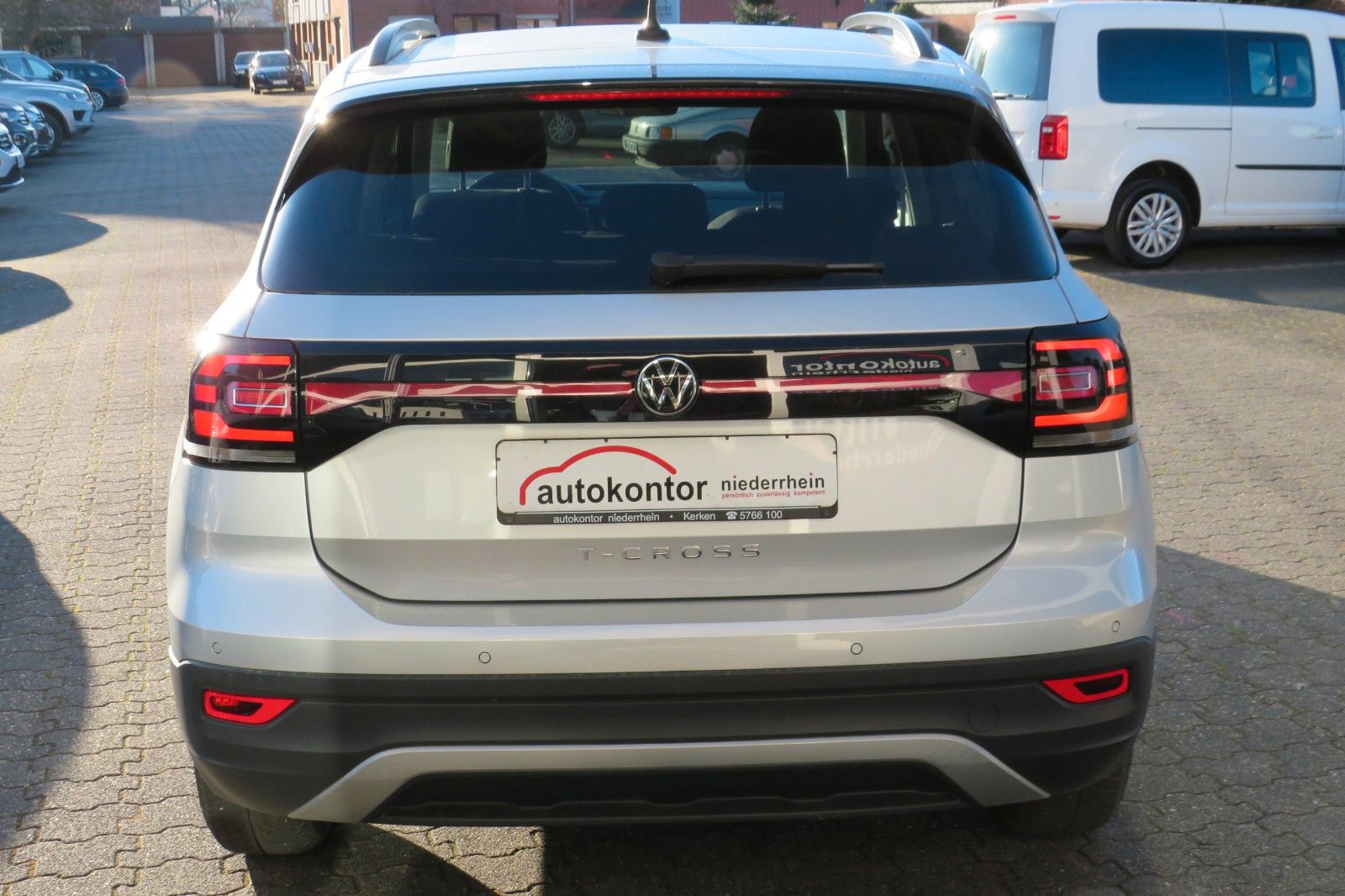 Fahrzeugabbildung Volkswagen T-Cross Active ACC NAVI APP GJ SITZH. PDC 1HD