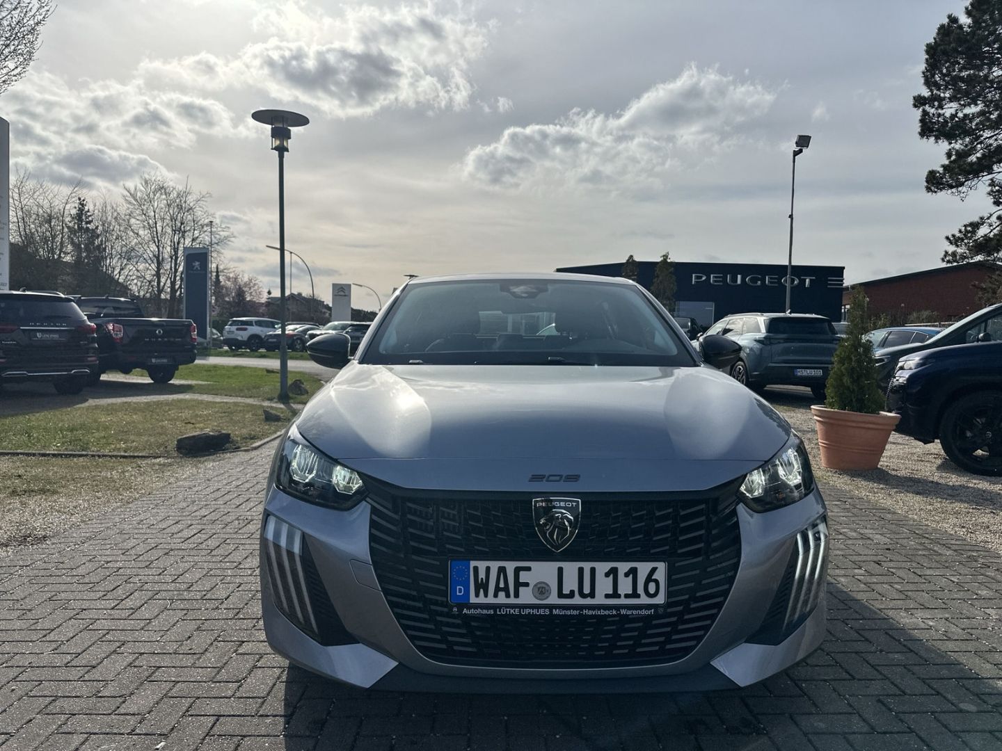 Peugeot 208 - Bild 8