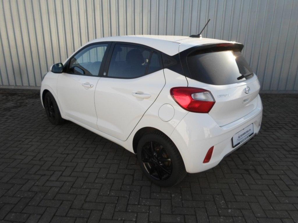 Hyundai i10 Edition 30