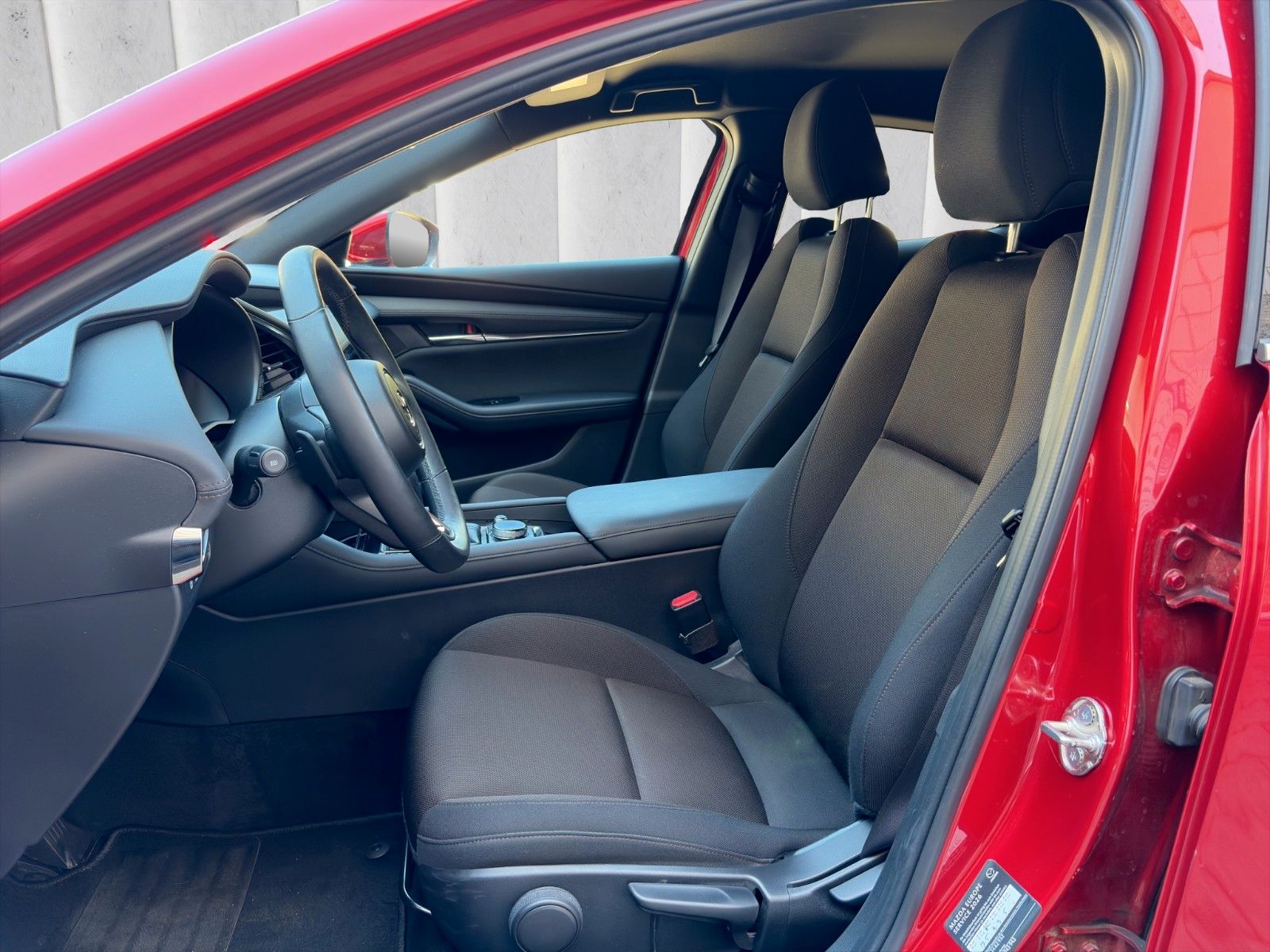 Fahrzeugabbildung Mazda 3 2.0 SKYACTIV-G**360°Cam*HUD*SHZ*LED**