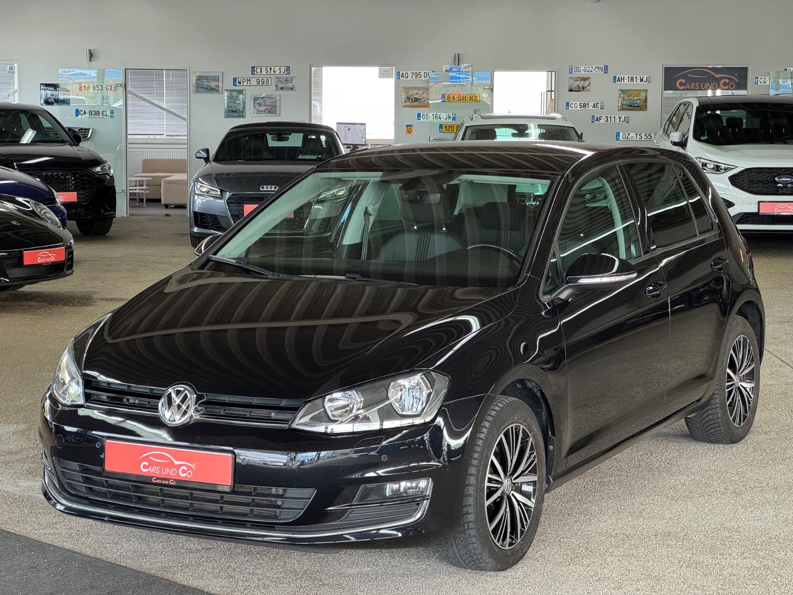 Volkswagen Golf VII Lim. Allstar 5türig 2Hand *SHZ*TEM*PDC*