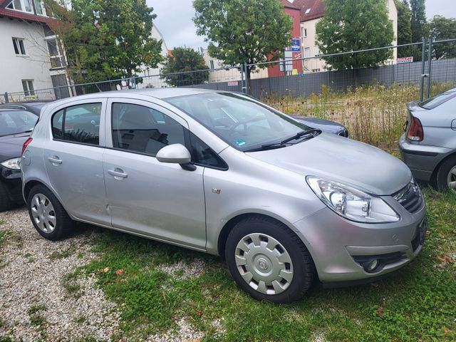 Opel Corsa D Edition 1.2 *Klima* 5 Türig*130.000km*