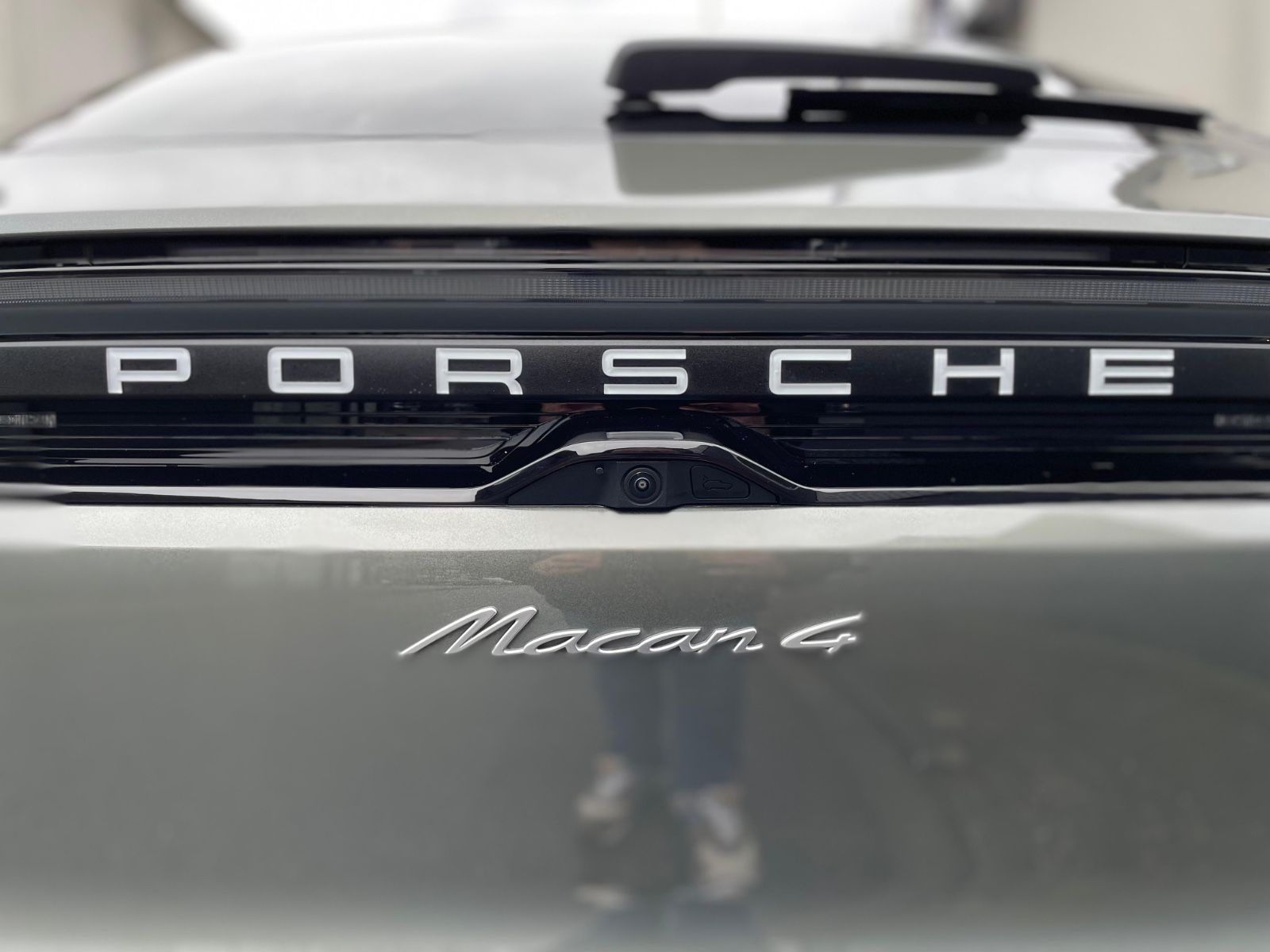 Fahrzeugabbildung Porsche Macan 4 |ACC|22"|Pano|3.Disp|SportChrono|PASM|