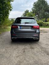 Mercedes-Benz GLC 220 d 4MATIC Autom., AMG Kit, AHK bis 2,5t - Mercedes-Benz GLC 220 in Kiel
