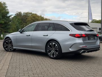 Mercedes E 220 - 6