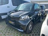 Smart EQ fortwo AUT Facelift KlimaA LM SHZ SoundSys - gebrauchte Smart ForTwo aus dem Jahr 2021