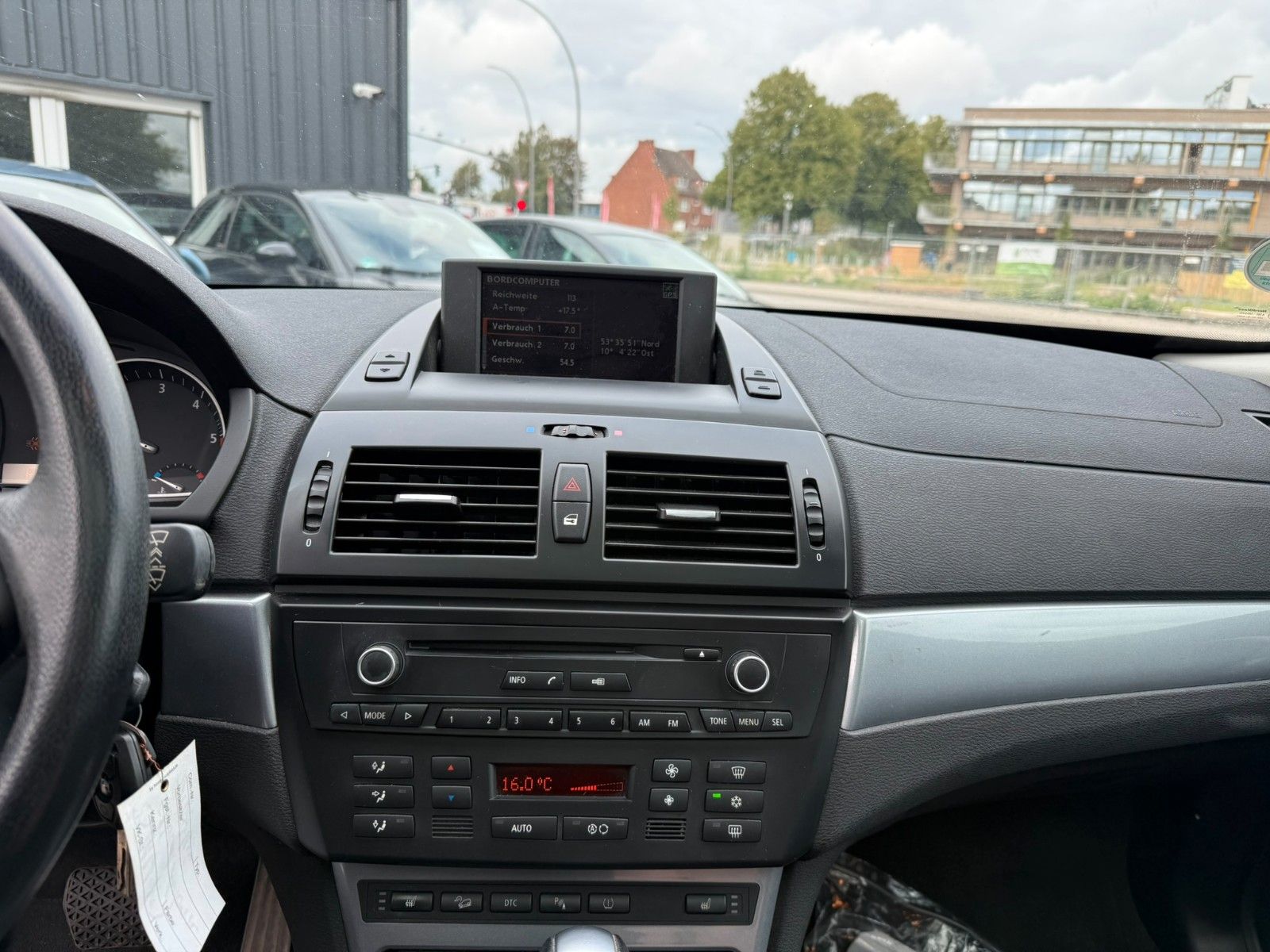 Fahrzeugabbildung BMW X3 xDrive20d