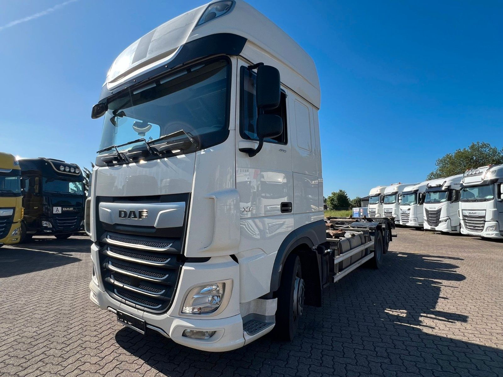 Fahrzeugabbildung DAF XF 480 FAN SSC Dachser, Lift-Lenk, Intarder