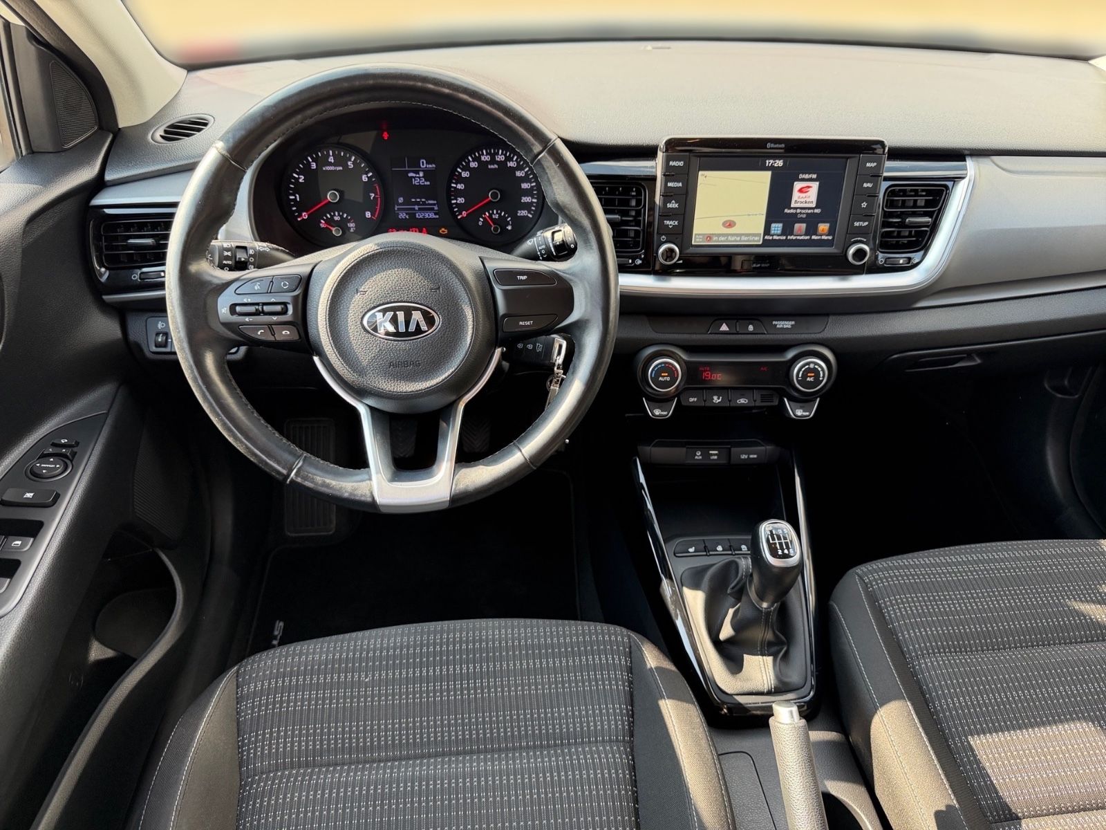 Fahrzeugabbildung Kia Stonic 1.0 T-GDI 120 Vision Navi 2