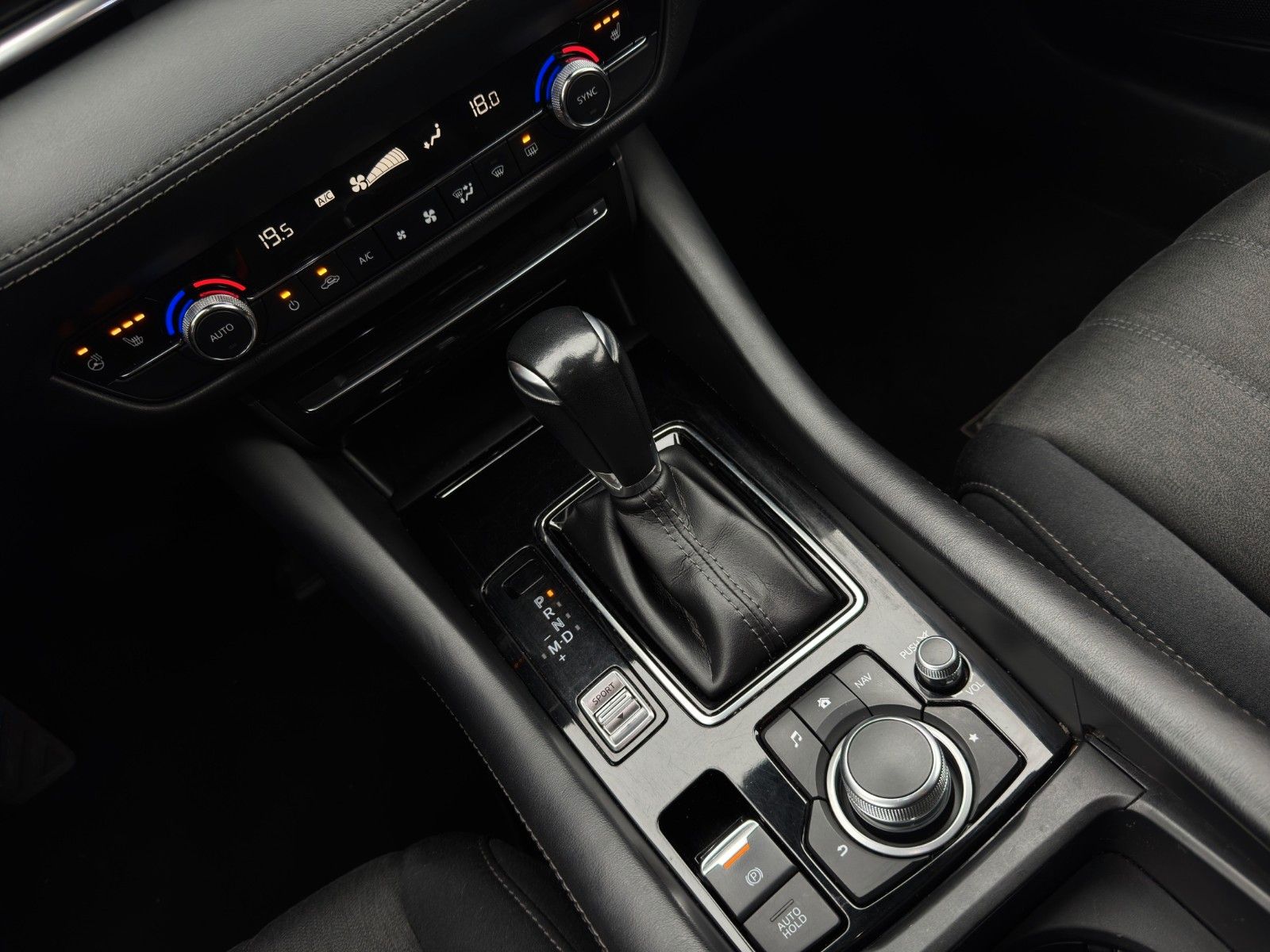 Fahrzeugabbildung Mazda 6 *ACC*360°*Matrix-LED*Bhz.Lenk*HUD*Carplay