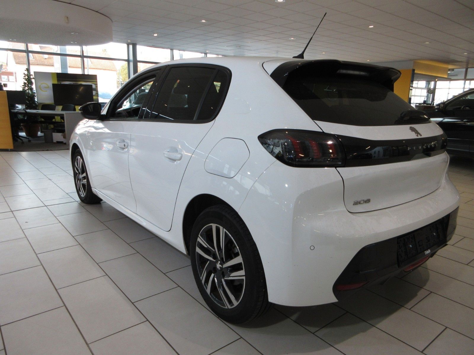 Fahrzeugabbildung Peugeot 208 Allure 1.2T FULL-LED/NAVI/PDC/CAM/ALU