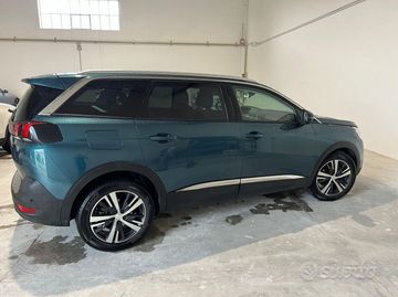 Peugeot 5008 - 6