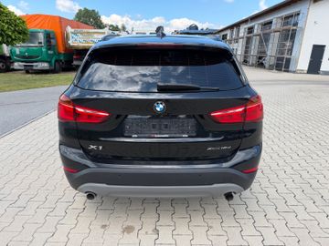 BMW X1 - 10
