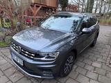 Volkswagen Tiguan Allspace 2.0 TDI SCR DSG Comfortline 7 .. - VW Tiguan Allspace von privat