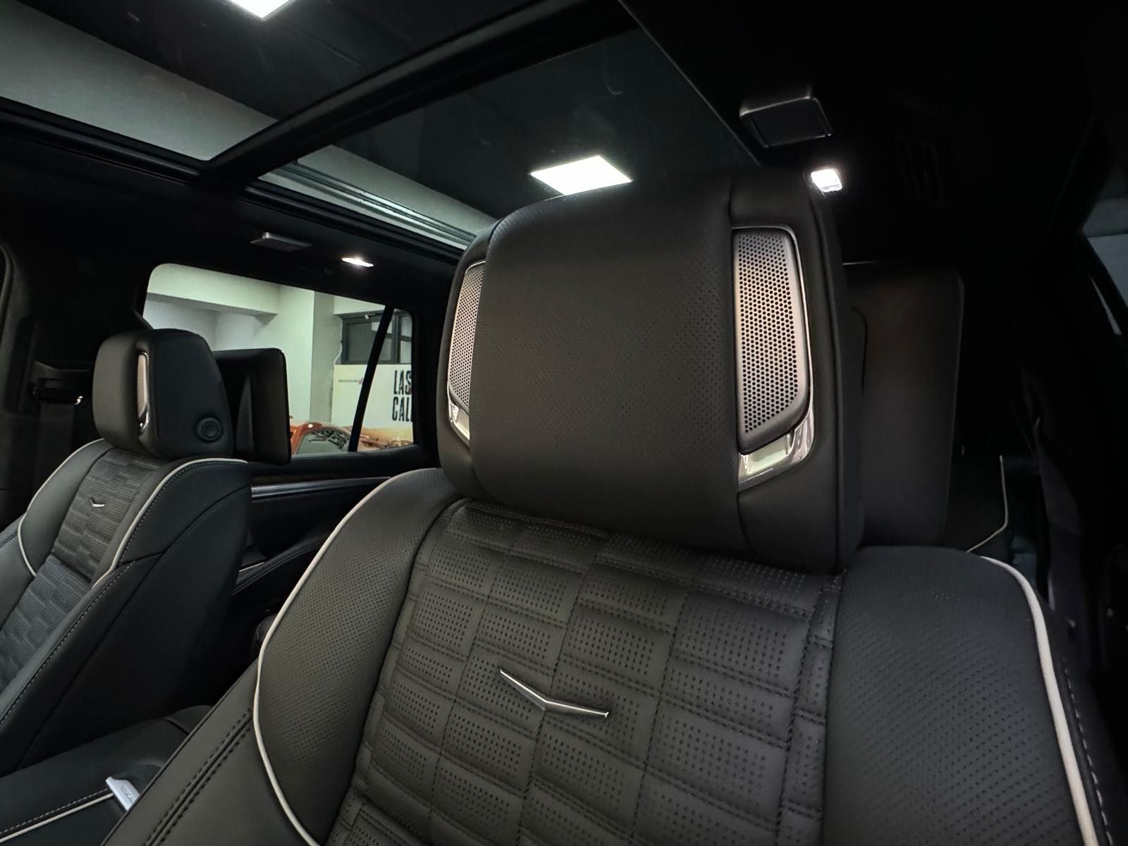 Fahrzeugabbildung Cadillac 2026 ESCALADE SPORT PLATINUM 6.2 V8-HUD-NIGHT V