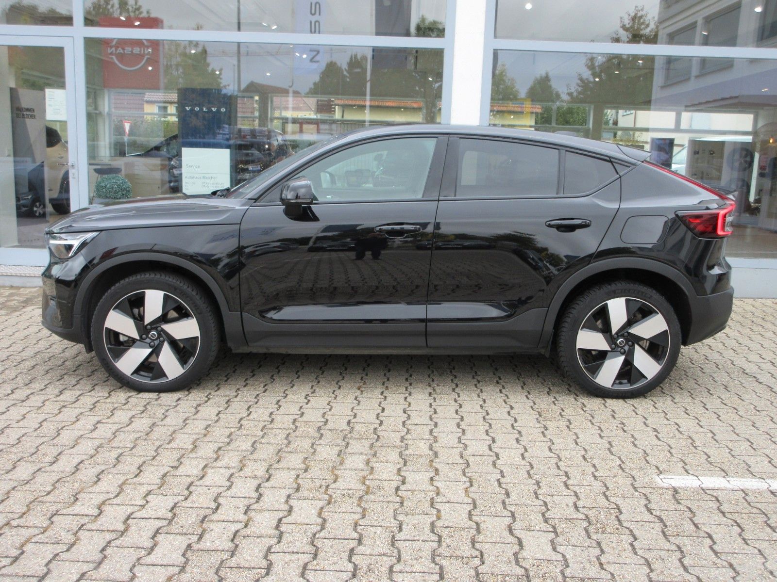 Fahrzeugabbildung Volvo C40 Ultimate Recharge Pure Electric AWD