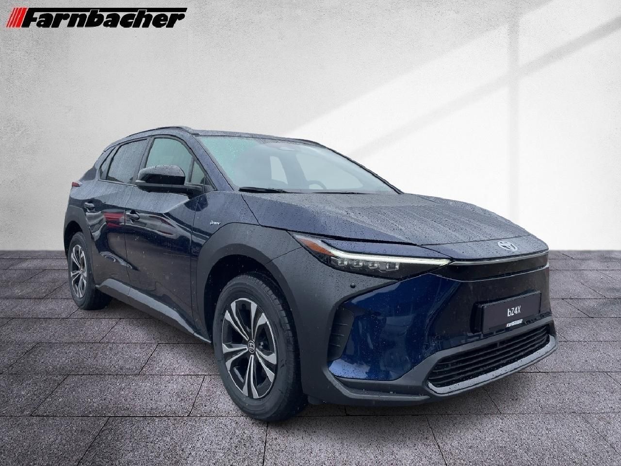 Fahrzeugabbildung Toyota bZ4X 150 kWh FWD 4x2 Teamplayer