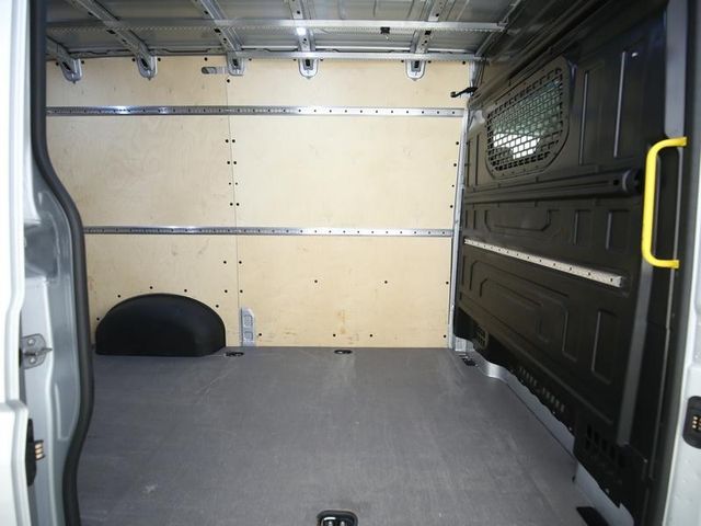 Crafter 35 2.0 TDI Kasten  mittellang Hochdach 6