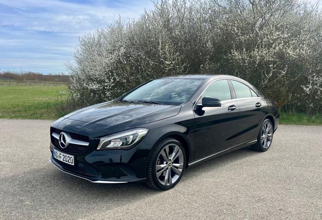 MERCEDES-BENZ CLA 180 - AMG - MwSt. ausweisbar - TÜV NEU