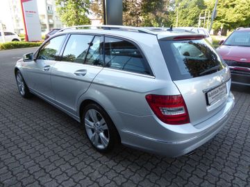 Mercedes-Benz C 200 T (BlueEFFICIENCY) 7G-TRONIC Avantgarde