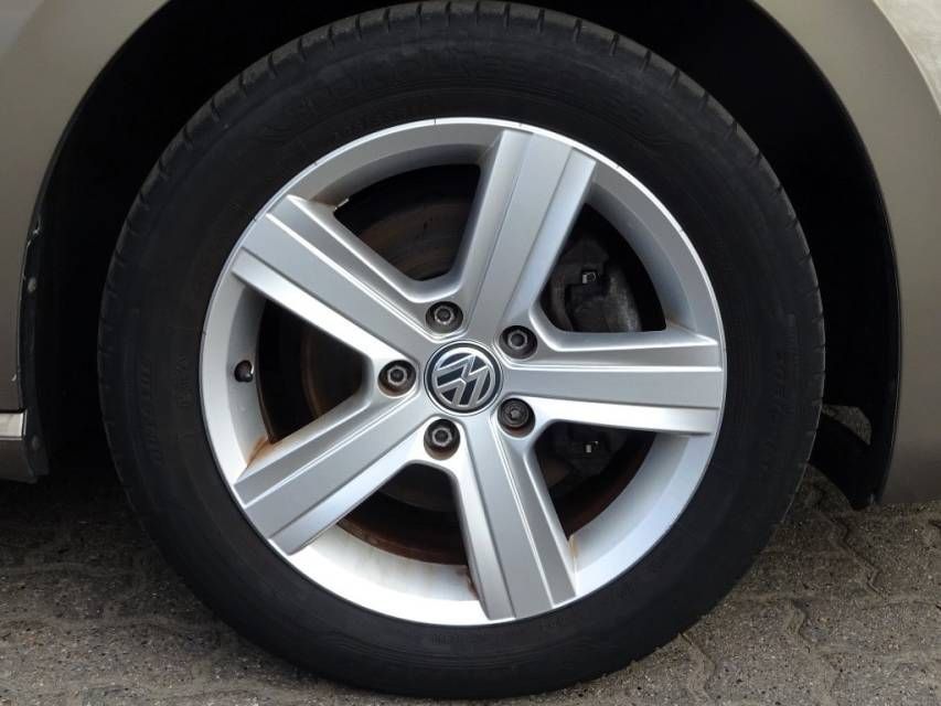 Fahrzeugabbildung Volkswagen Golf Sportsvan 1.4 TSI BMT Comfortline