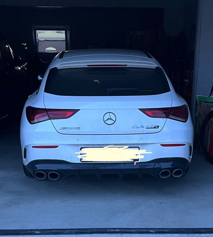 MERCEDES-BENZ CLA 45 AMG Shooting Brake Mercedes-AMG CLA 4...