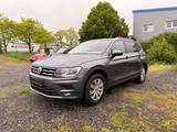 Volkswagen Tiguan Allspace 1.4 DSG Comfortline AHK Winterrä - Volkswagen Tiguan Allspace Comfortline mit Benzin-Antrieb