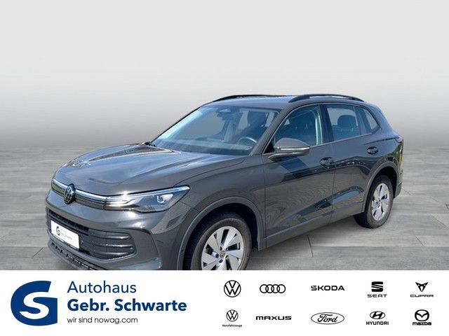 Volkswagen Tiguan - 1