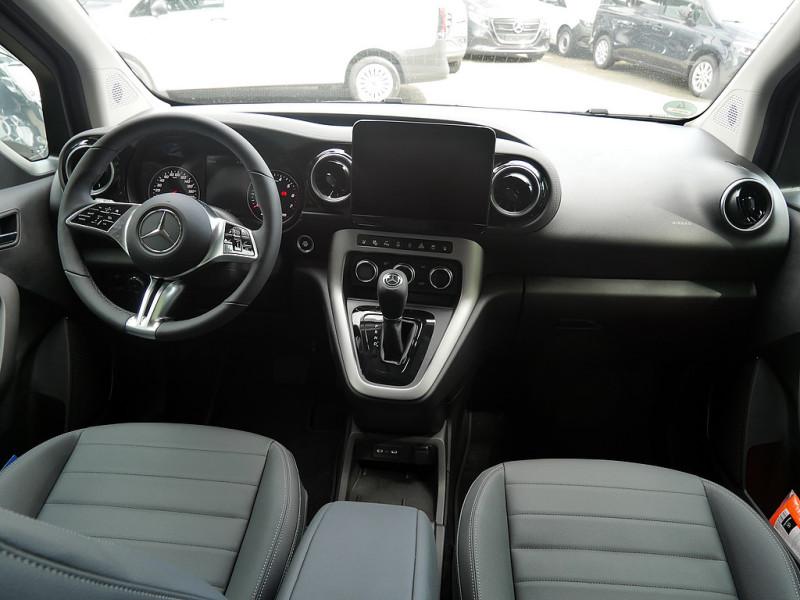 Mercedes-Benz T 180 PROGRESSIVE KLIMA NAVI LED STANDARD AHK