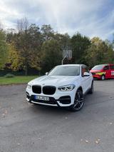 BMW xDrive HUD,LED,Digitales Tacho,Navi Prof,Keyless - BMW X3 von privat