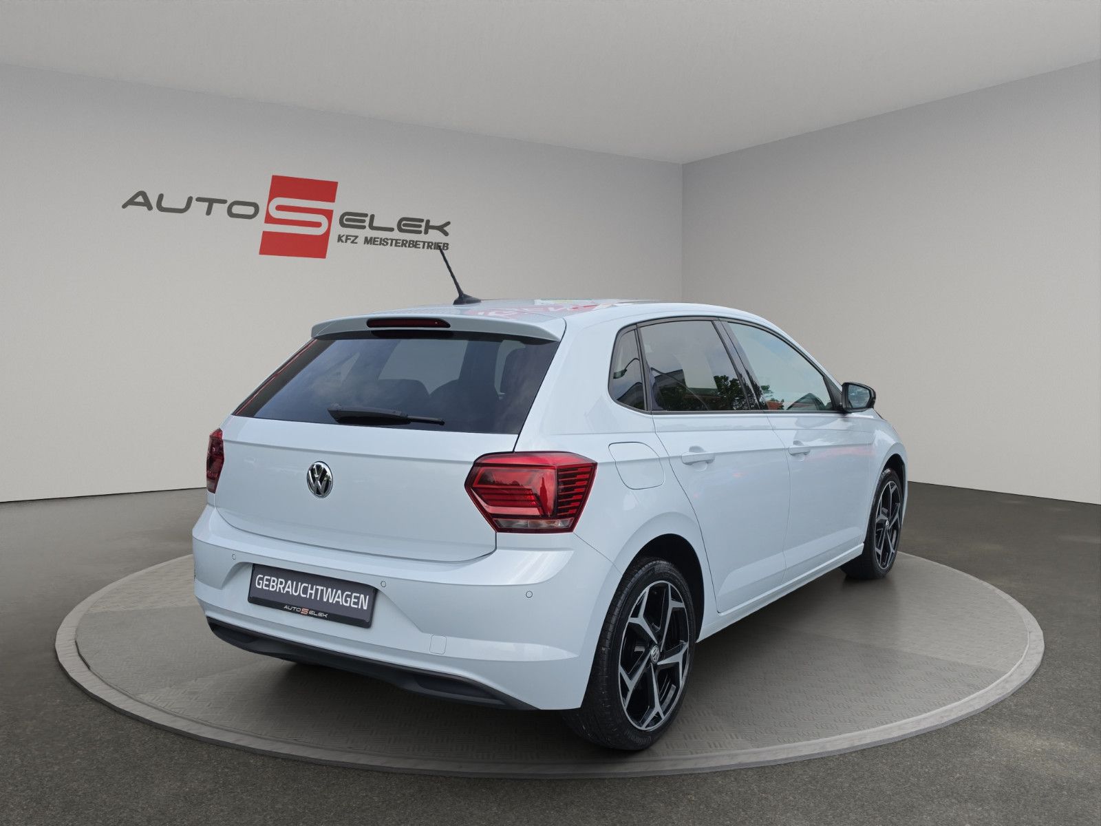 Fahrzeugabbildung Volkswagen Polo VI beats 1.HAND ACC LEDER NAVI DIGITACHO