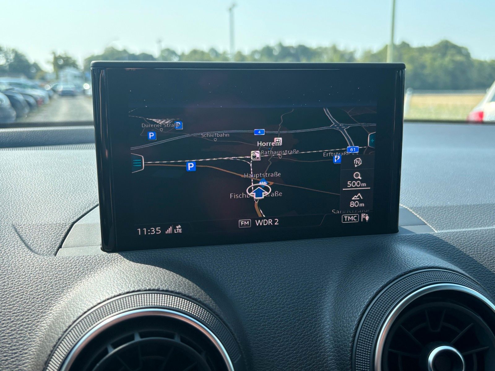 Fahrzeugabbildung Audi Q2 30 TFSI sport Navi LED Klima PDC 2.HAND 17"LM
