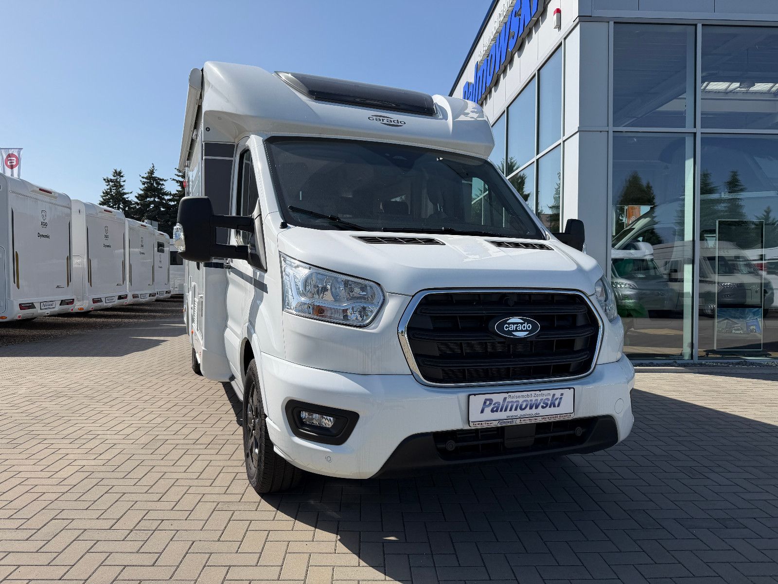 Fahrzeugabbildung Carado T338 Edition 26  - Sie paren über 12.000€