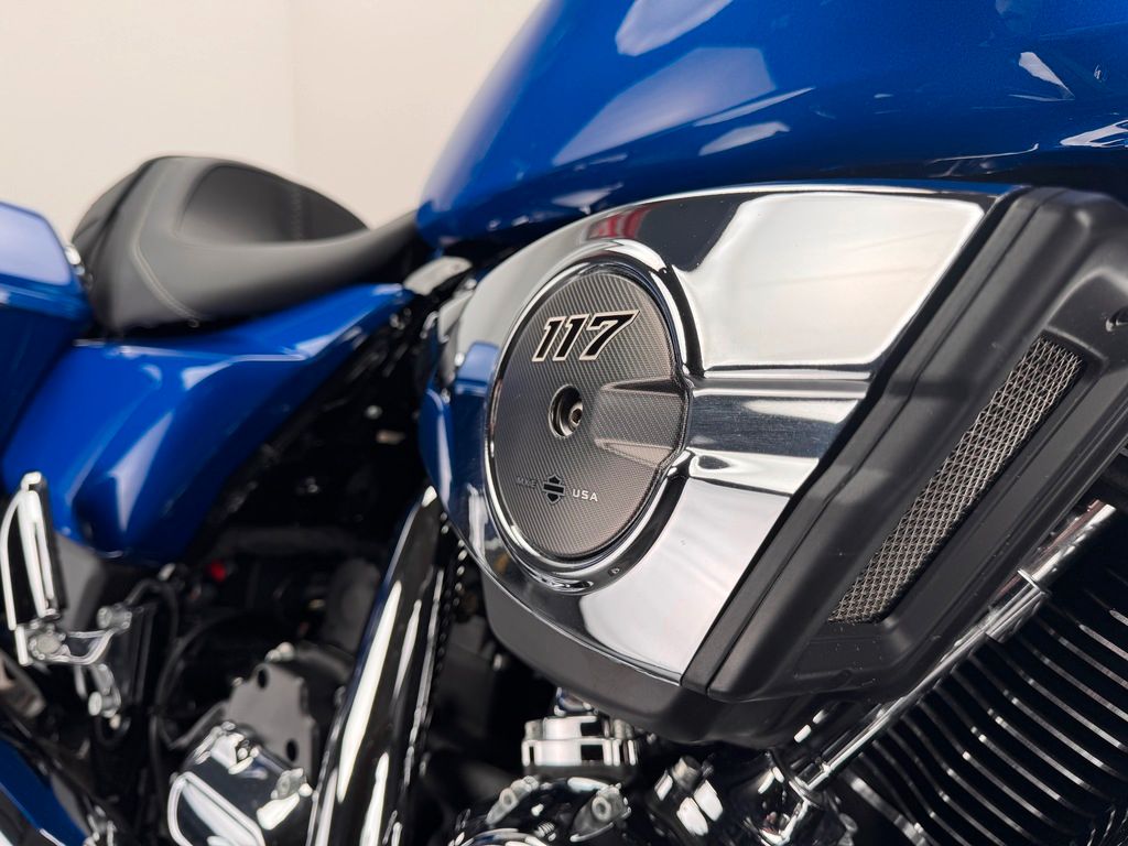 Fahrzeugabbildung Harley-Davidson STREET GLIDE *NEUWERTIG *5HD