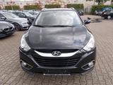 Hyundai ix35 Style 2WD AHK abn., Allwetter, Teilleder - gebrauchte Hyundai ix35 aus dem Jahr 2010