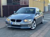 BMW 325d*Cabrio*Leder*Navi.Prof*Xenon*18Zoll - BMW 325 aus 2010: 325d