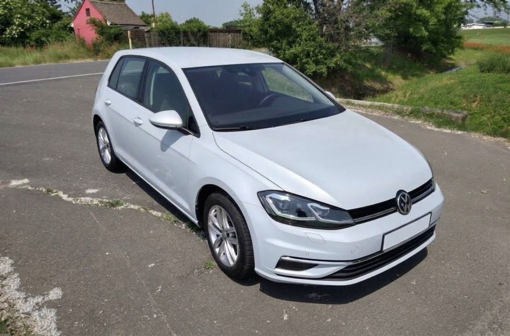 Image of Volkswagen Golf
