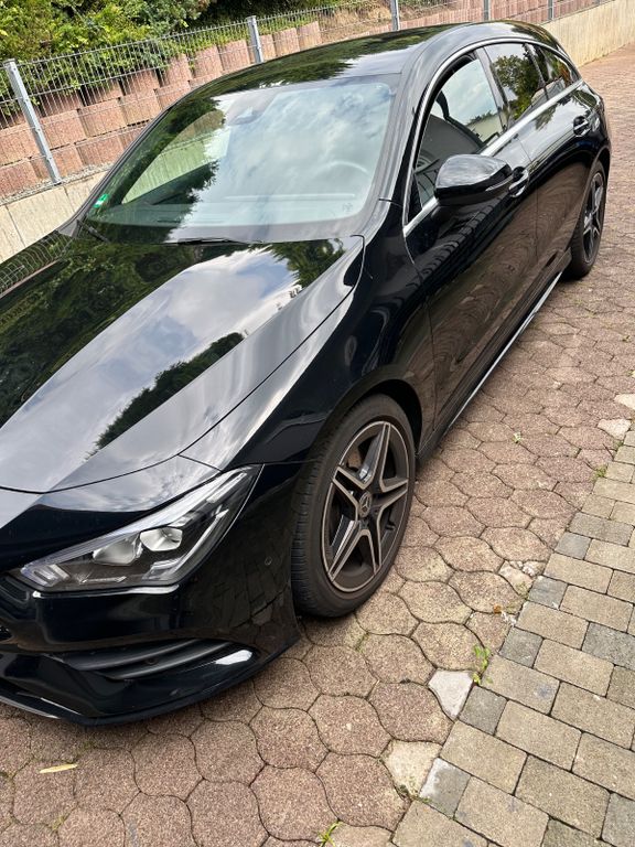 Image of Mercedes-Benz CLA 220 Shooting Brake